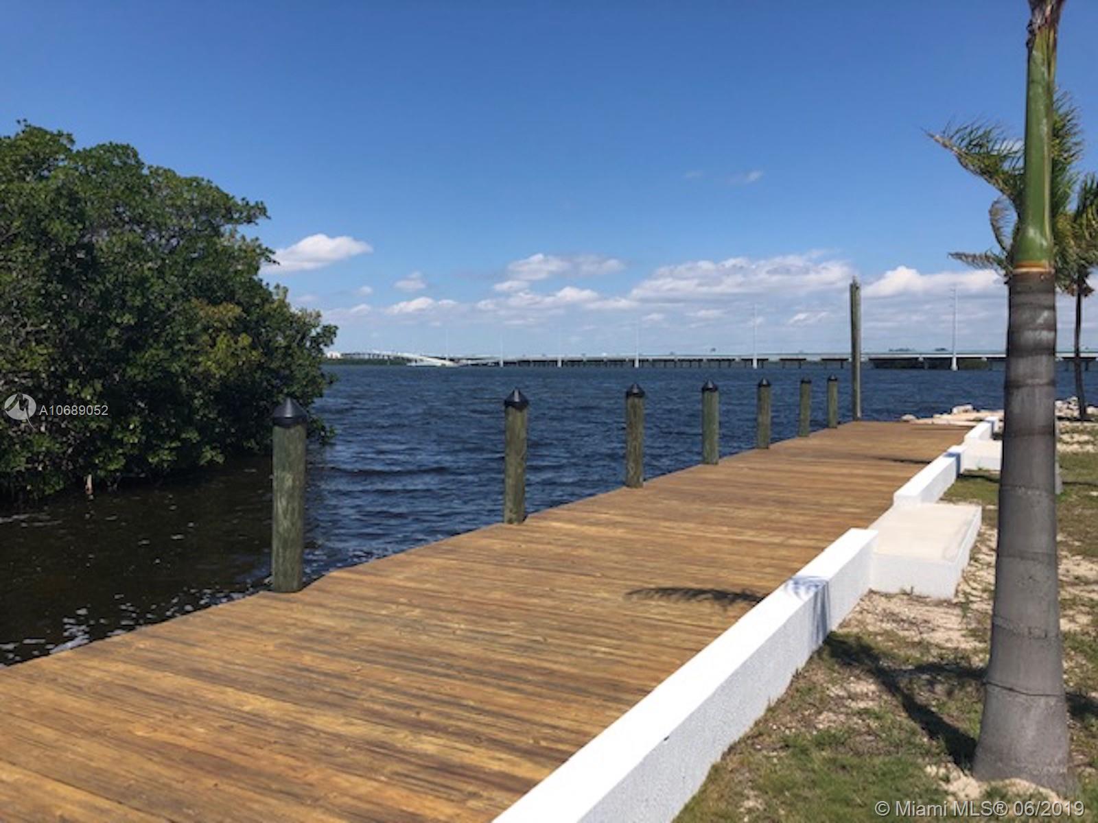 See details / 10500 sq. ft. $ 2020-06-09 0 Photo