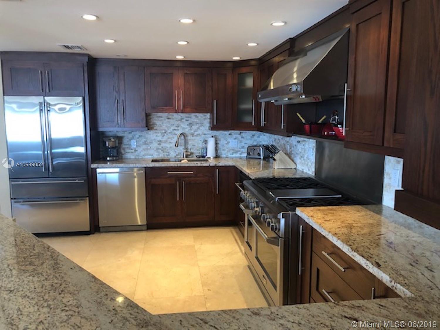 See details / 10500 sq. ft. $ 2020-06-09 0 Photo