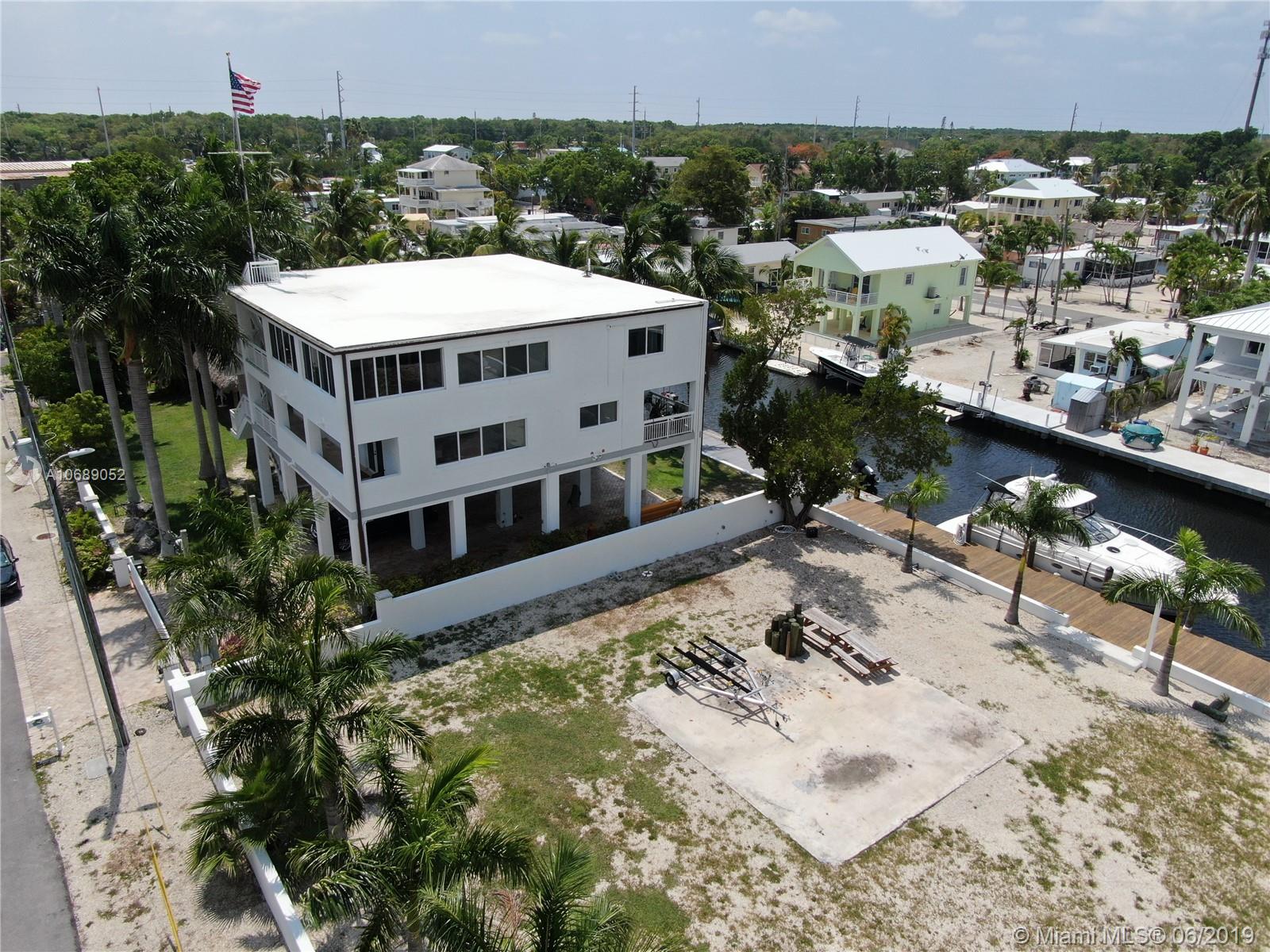 See details / 10500 sq. ft. $ 2020-06-09 0 Photo