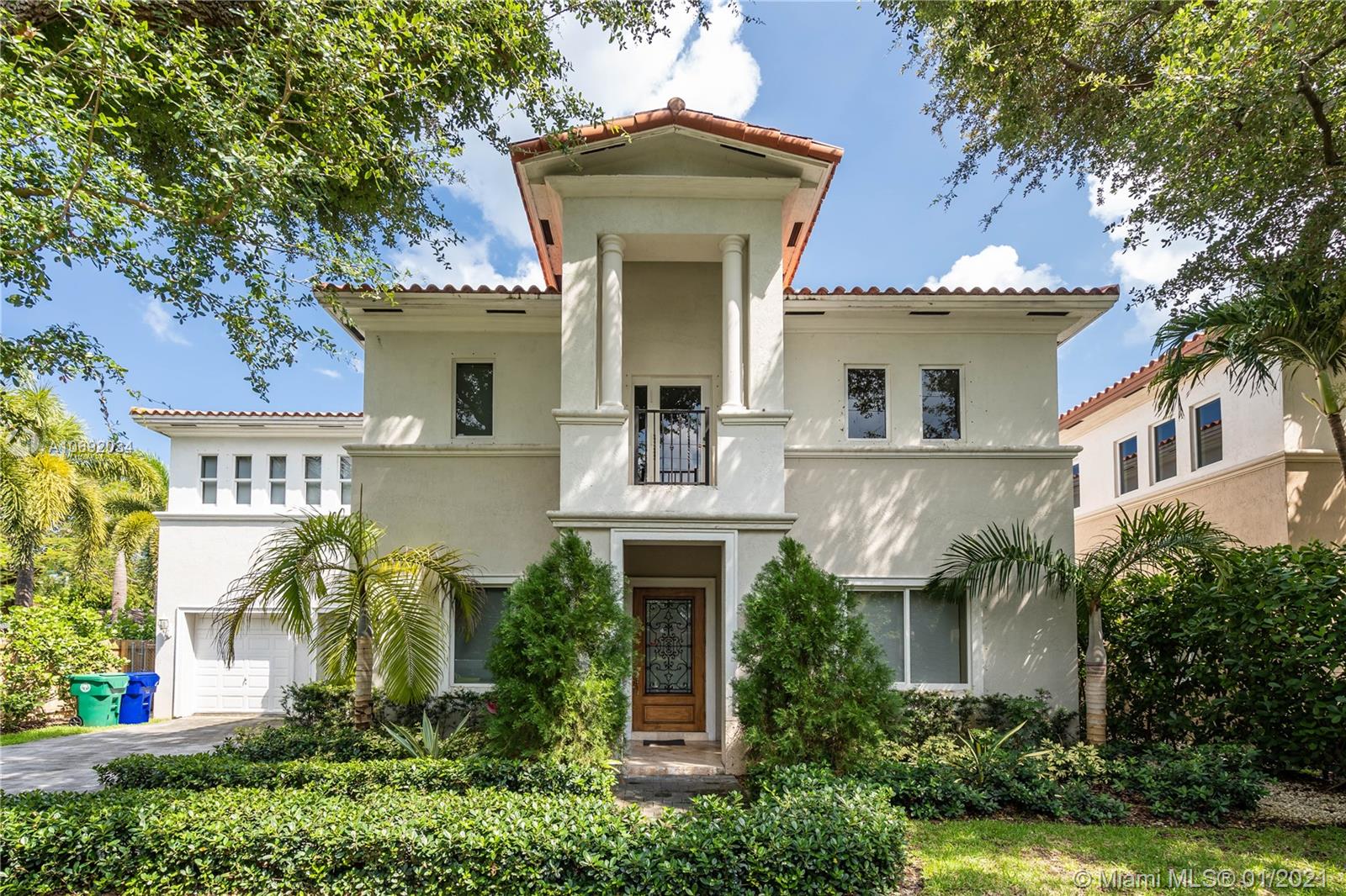 See details / 3515 sq. ft. $ 2021-02-19 0 Photo