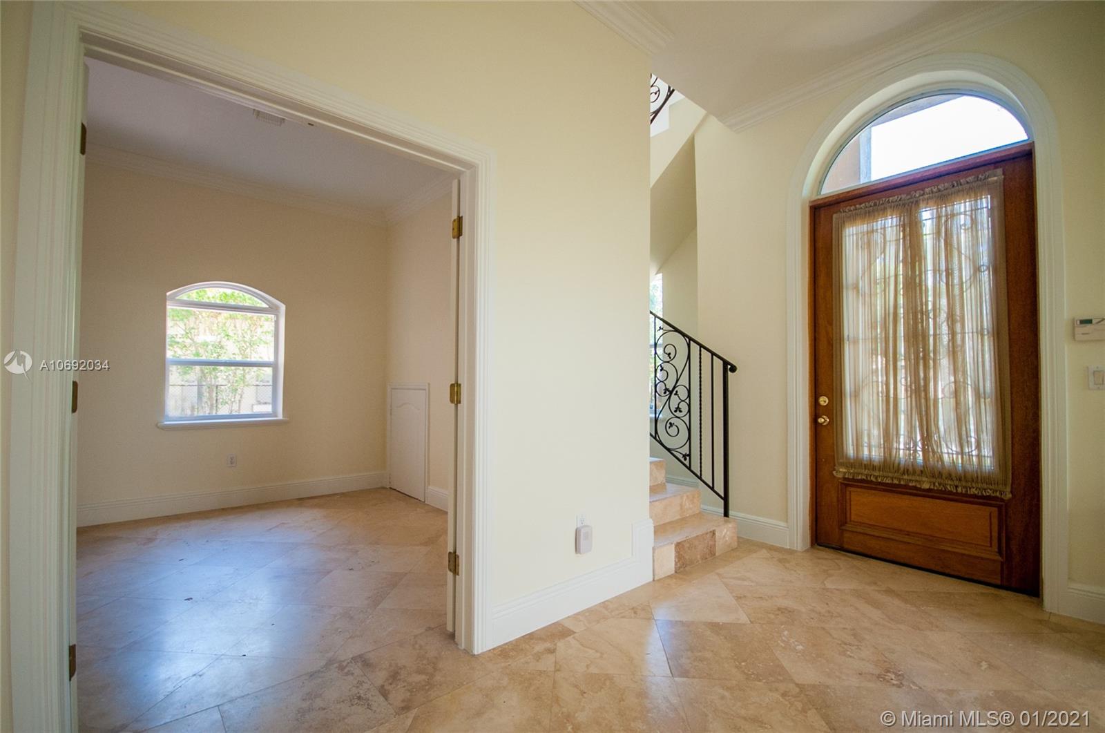 See details / 3515 sq. ft. $ 2021-02-19 0 Photo