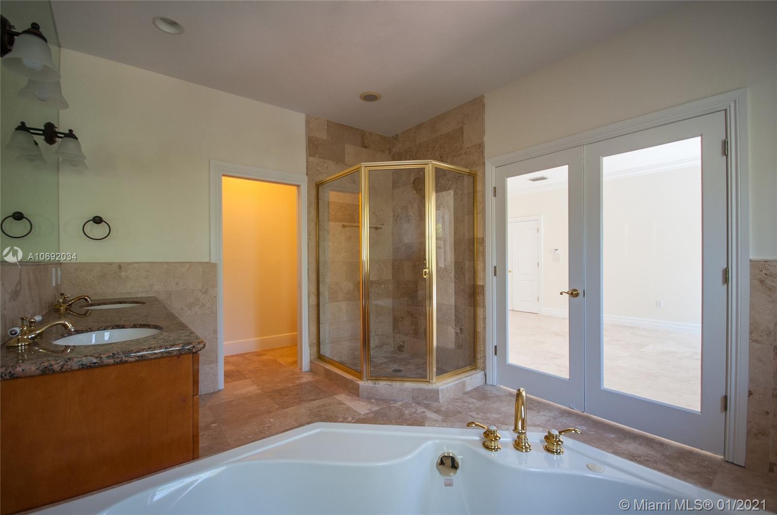 See details / 3515 sq. ft. $ 2021-02-19 0 Photo