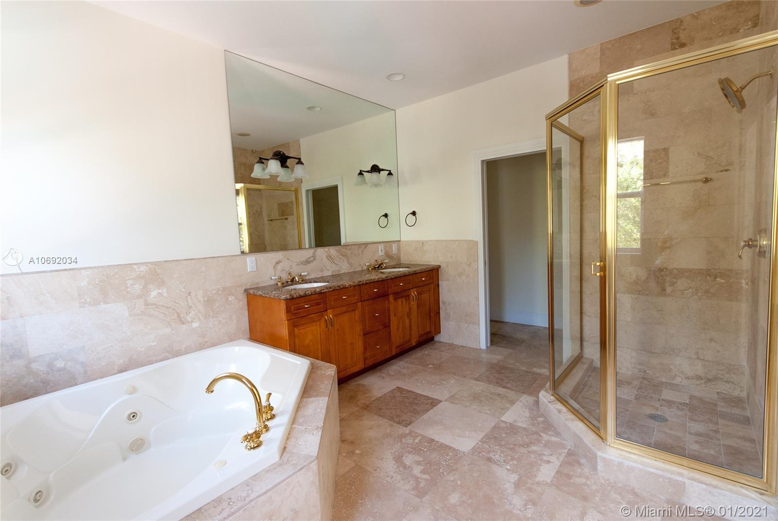 See details / 3515 sq. ft. $ 2021-02-19 0 Photo