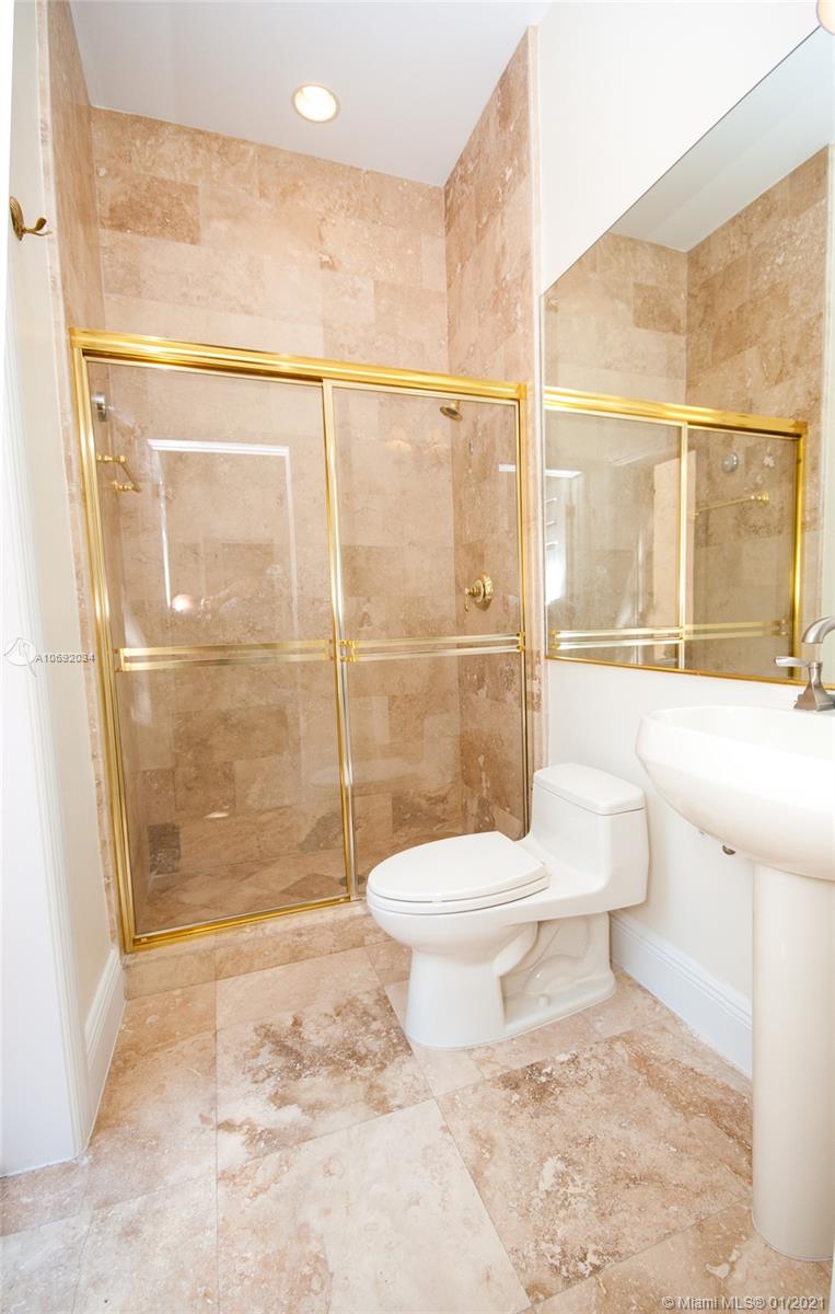 See details / 3515 sq. ft. $ 2021-02-19 0 Photo