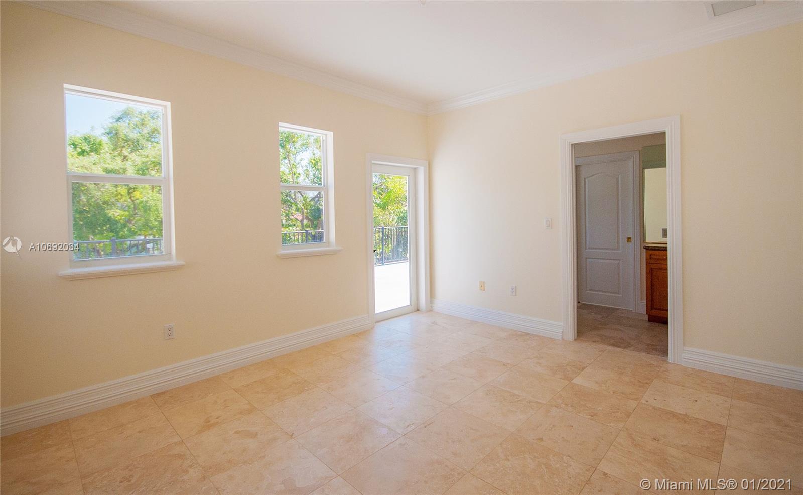 See details / 3515 sq. ft. $ 2021-02-19 0 Photo