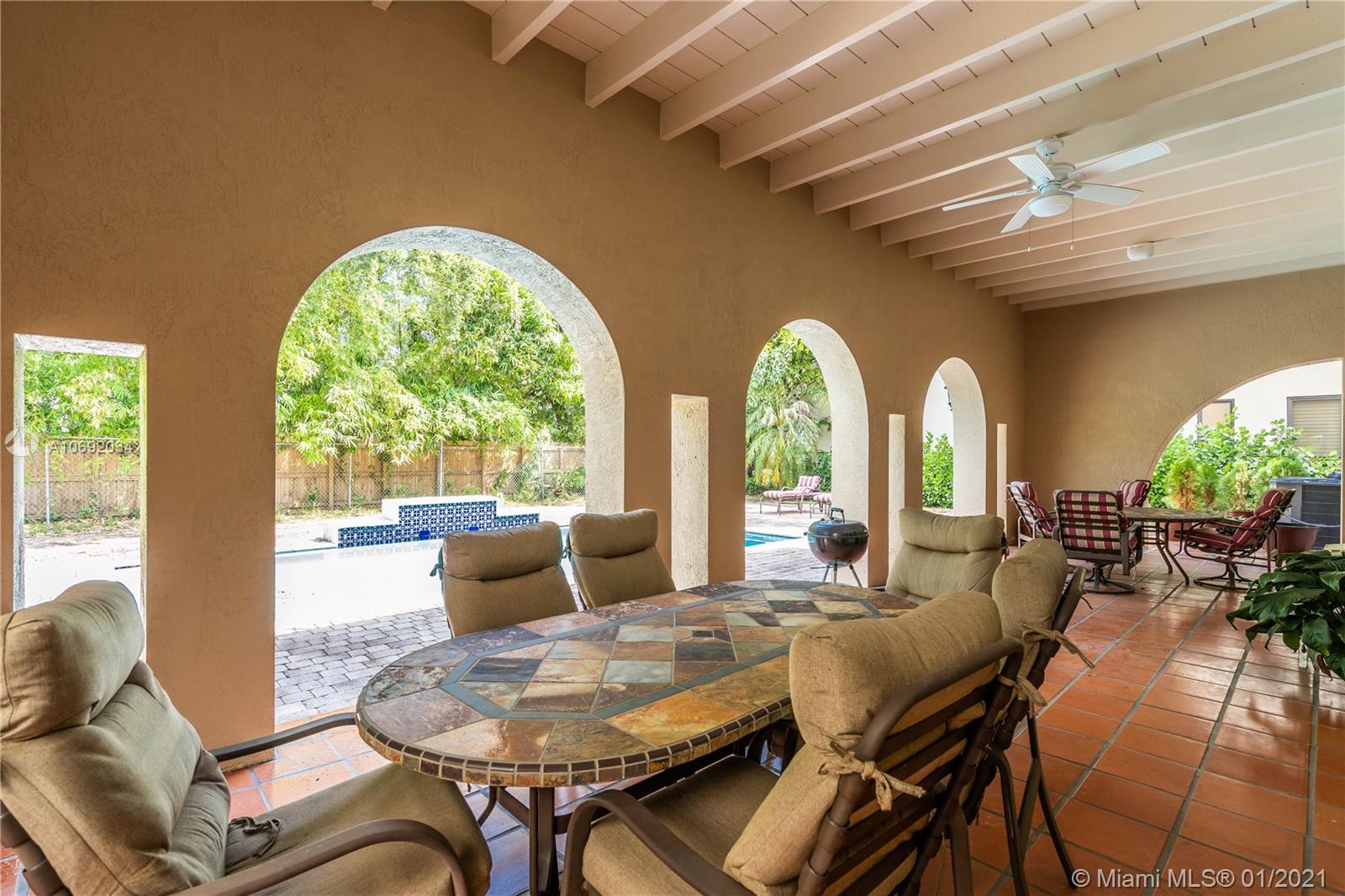 See details / 3515 sq. ft. $ 2021-02-19 0 Photo