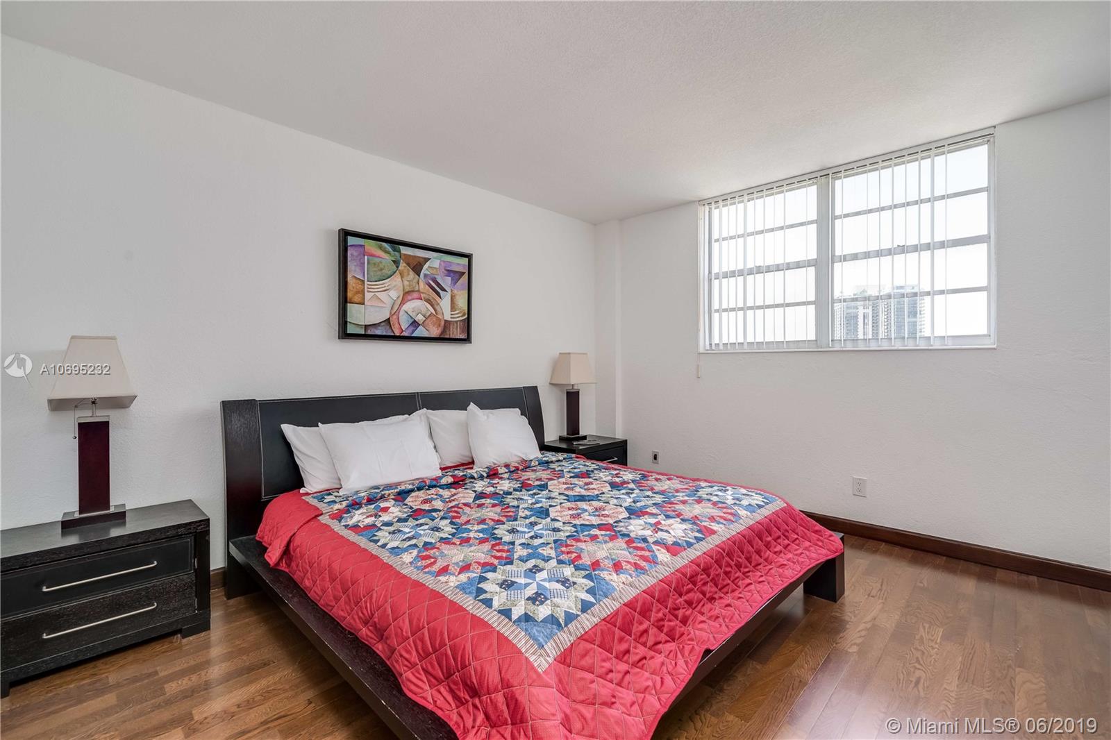 Photo of 19370 Collins Ave. #922, Sunny Isles Beach, Florida, 33160 -