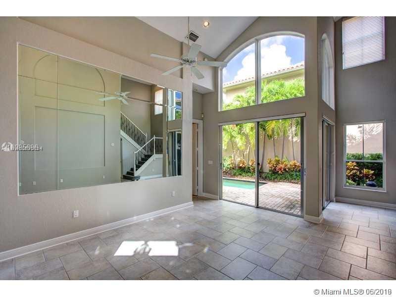Photo of 1466 BREAKWATER TER, Hollywood, Florida, 33019 -