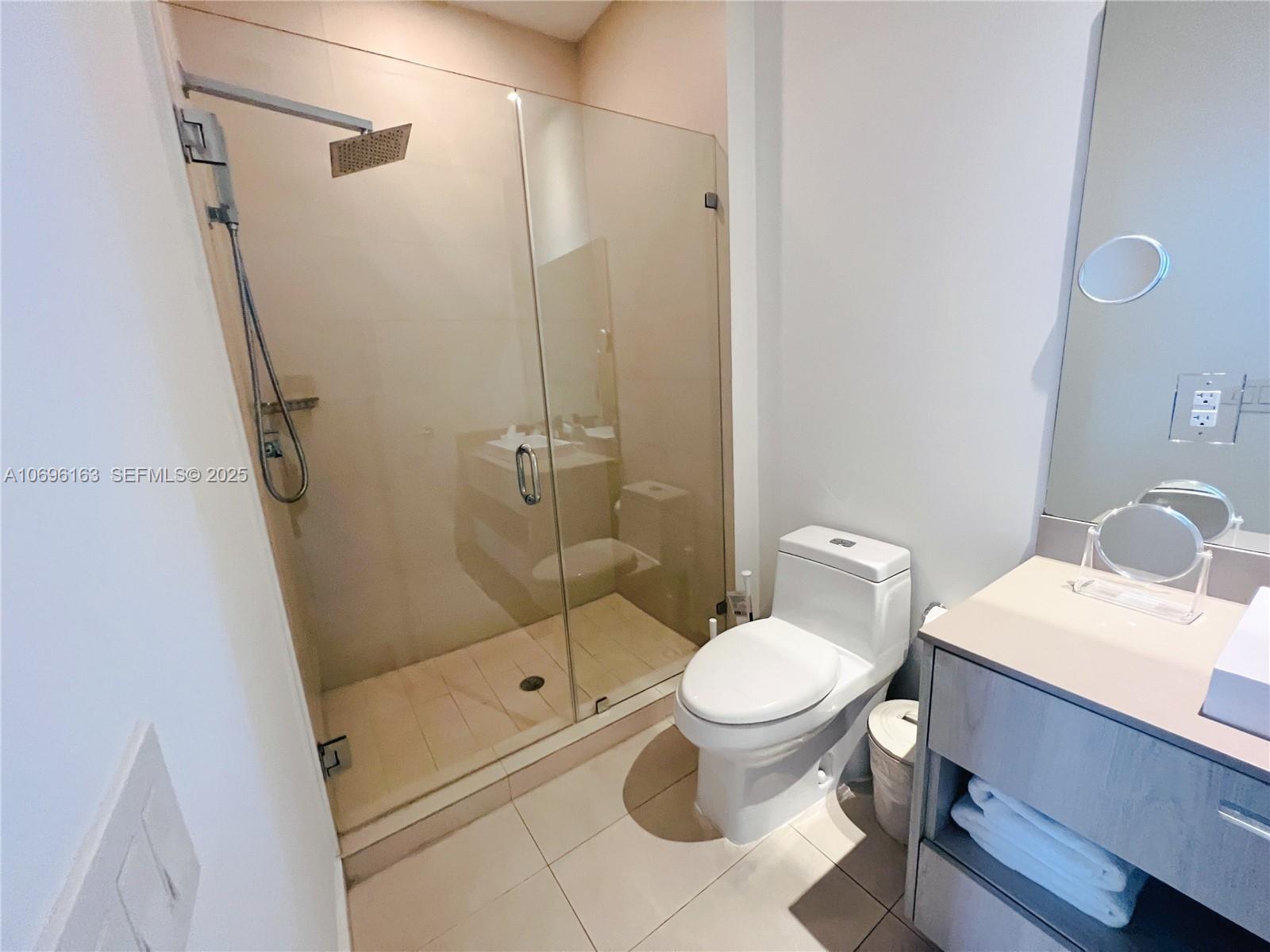 205 1 / 1  sq. ft. $ 2025-12-01 0 Photo