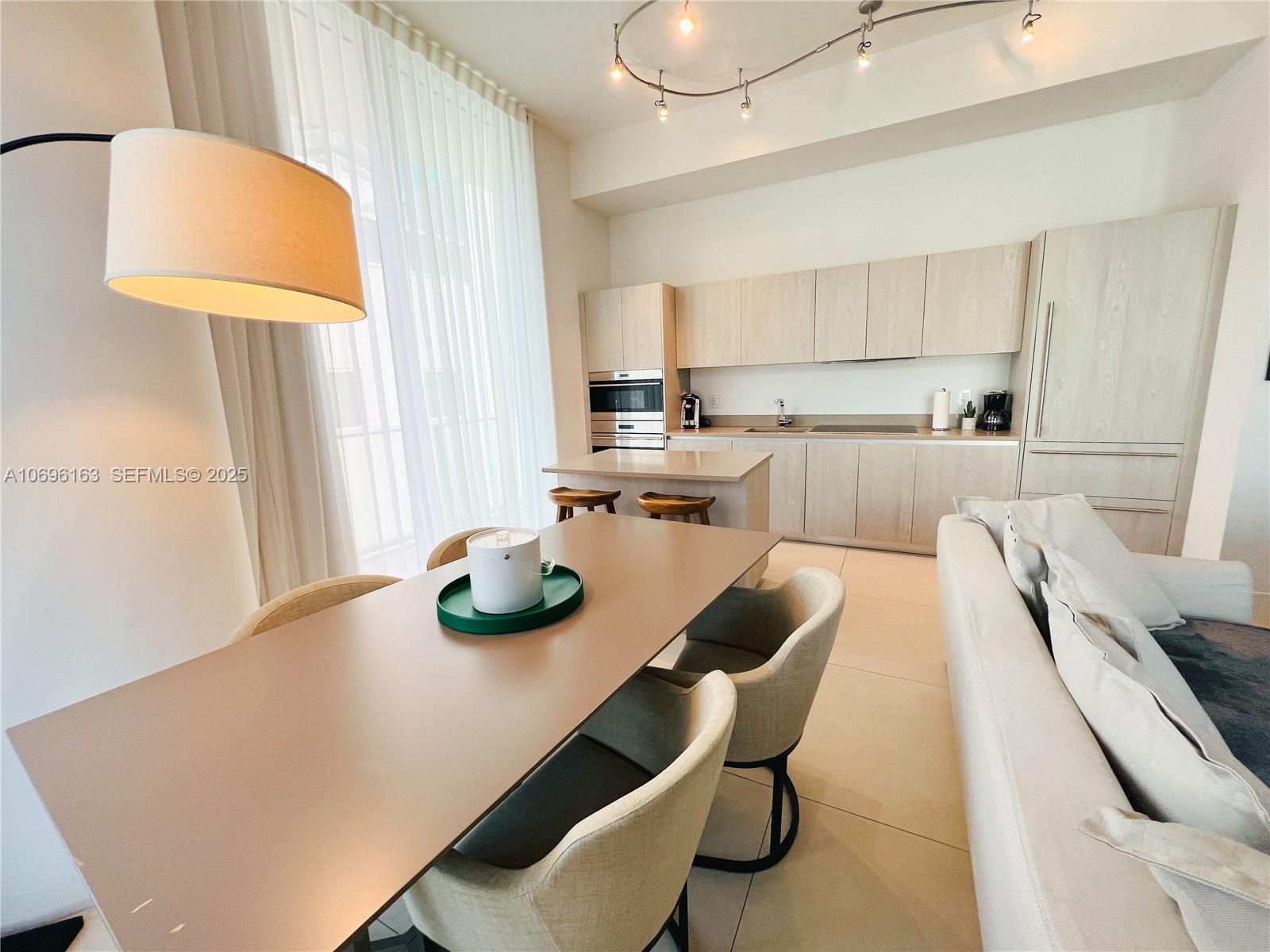 205 1 / 1  sq. ft. $ 2025-12-01 0 Photo