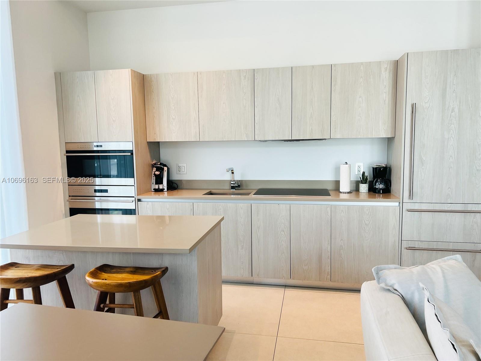 205 1 / 1  sq. ft. $ 2025-12-01 0 Photo