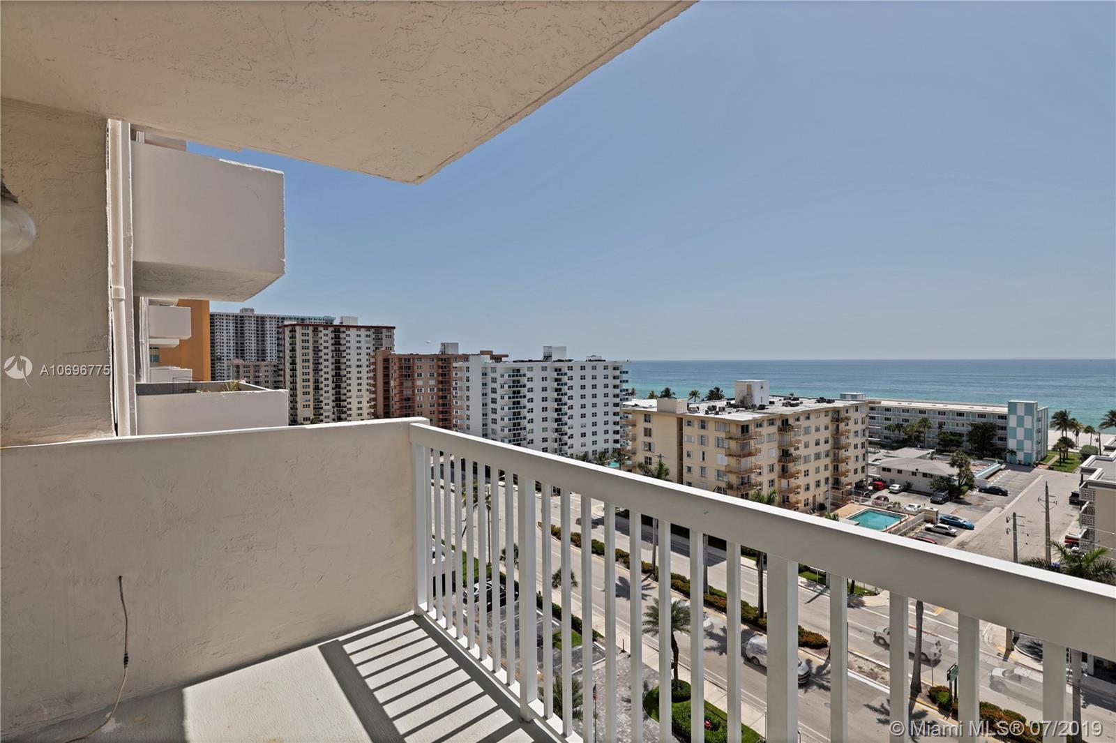 Photo of 1500 Ocean Dr #11 J, Hollywood, Florida, 33019 - Spacious balcony with a 180 degree direct views