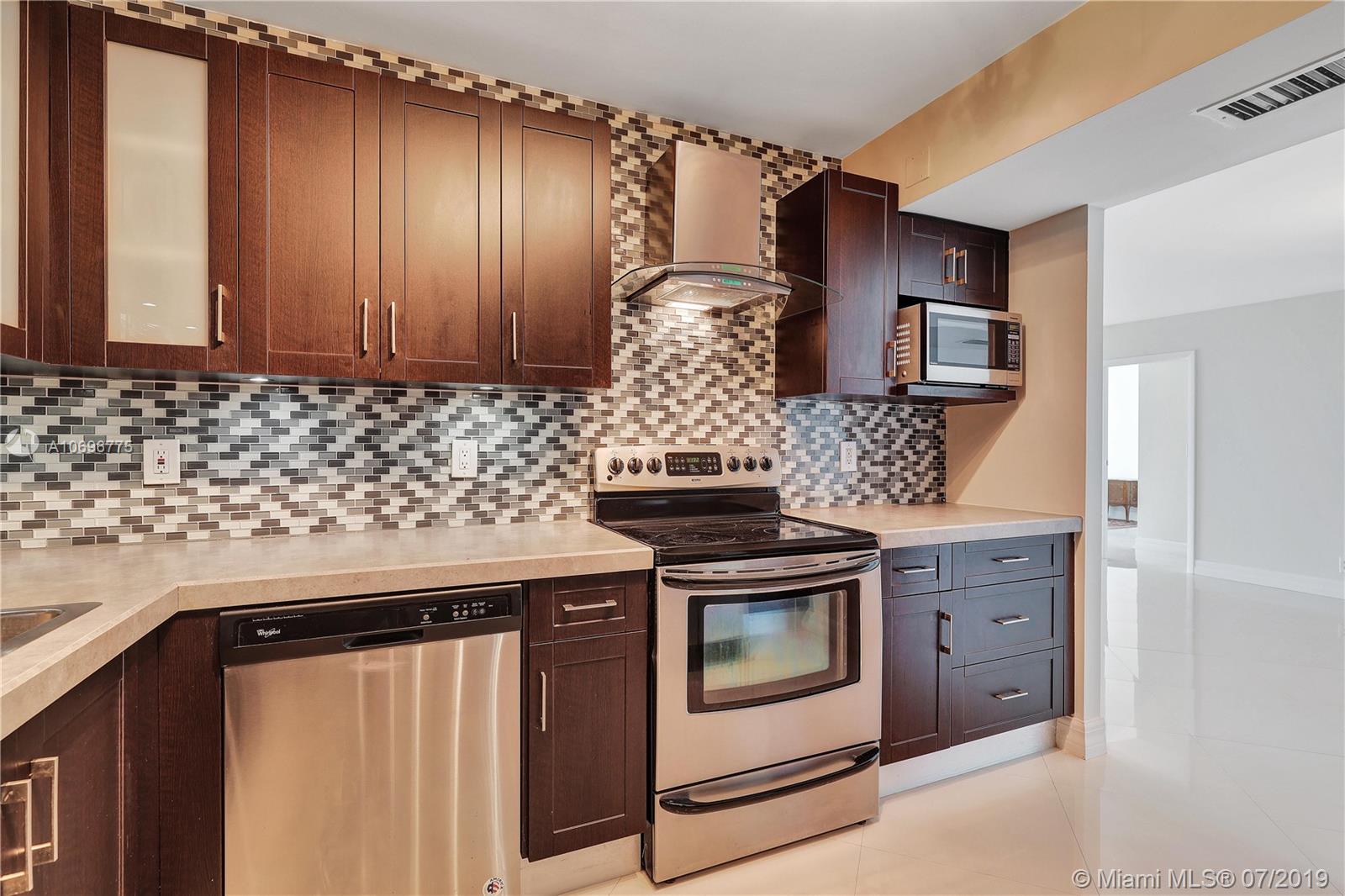 Photo of 1500 Ocean Dr #11 J, Hollywood, Florida, 33019 - Exciting views North and South