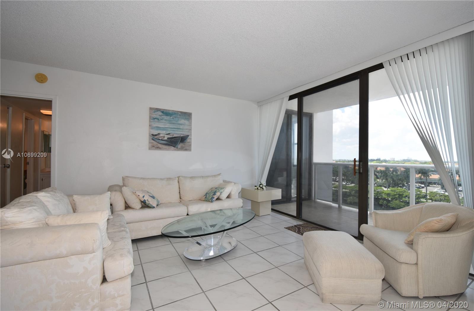 LIVING ROOM WITH NE VIEW