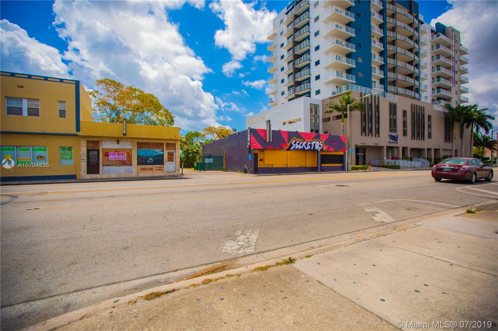 See details / 3985 sq. ft. $ 2019-07-10 0 Photo