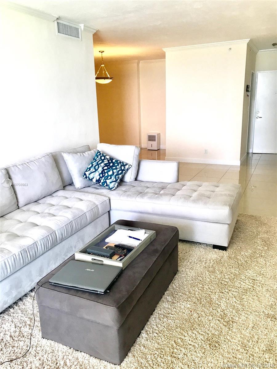 Photo of 3001 Ocean Dr #825, Hollywood, Florida, 33019 -