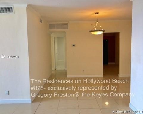 Photo of 3001 Ocean Dr #825, Hollywood, Florida, 33019 -