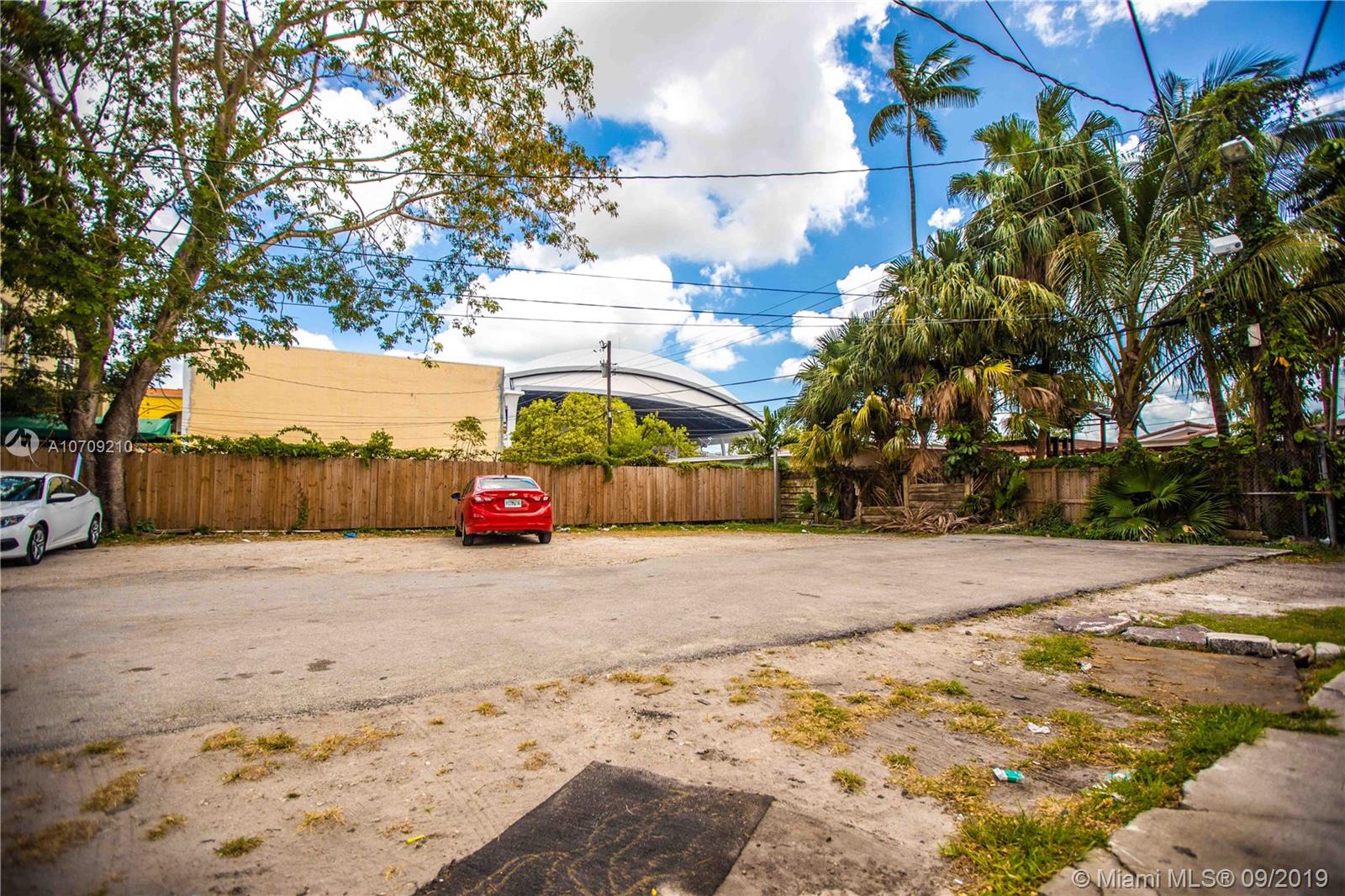 See details / 1161 sq. ft. $ 2019-07-18 0 Photo