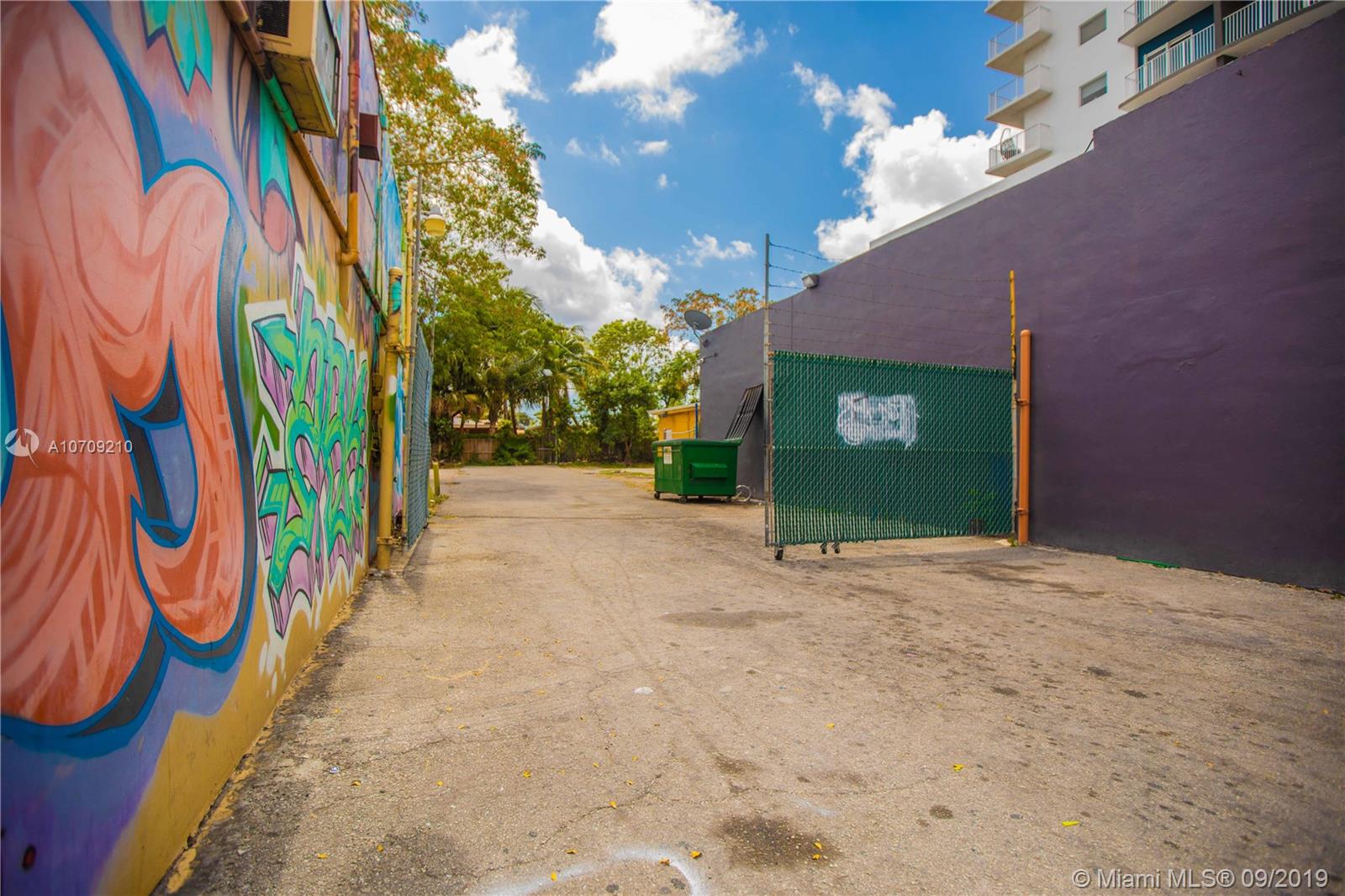See details / 1161 sq. ft. $ 2019-07-18 0 Photo