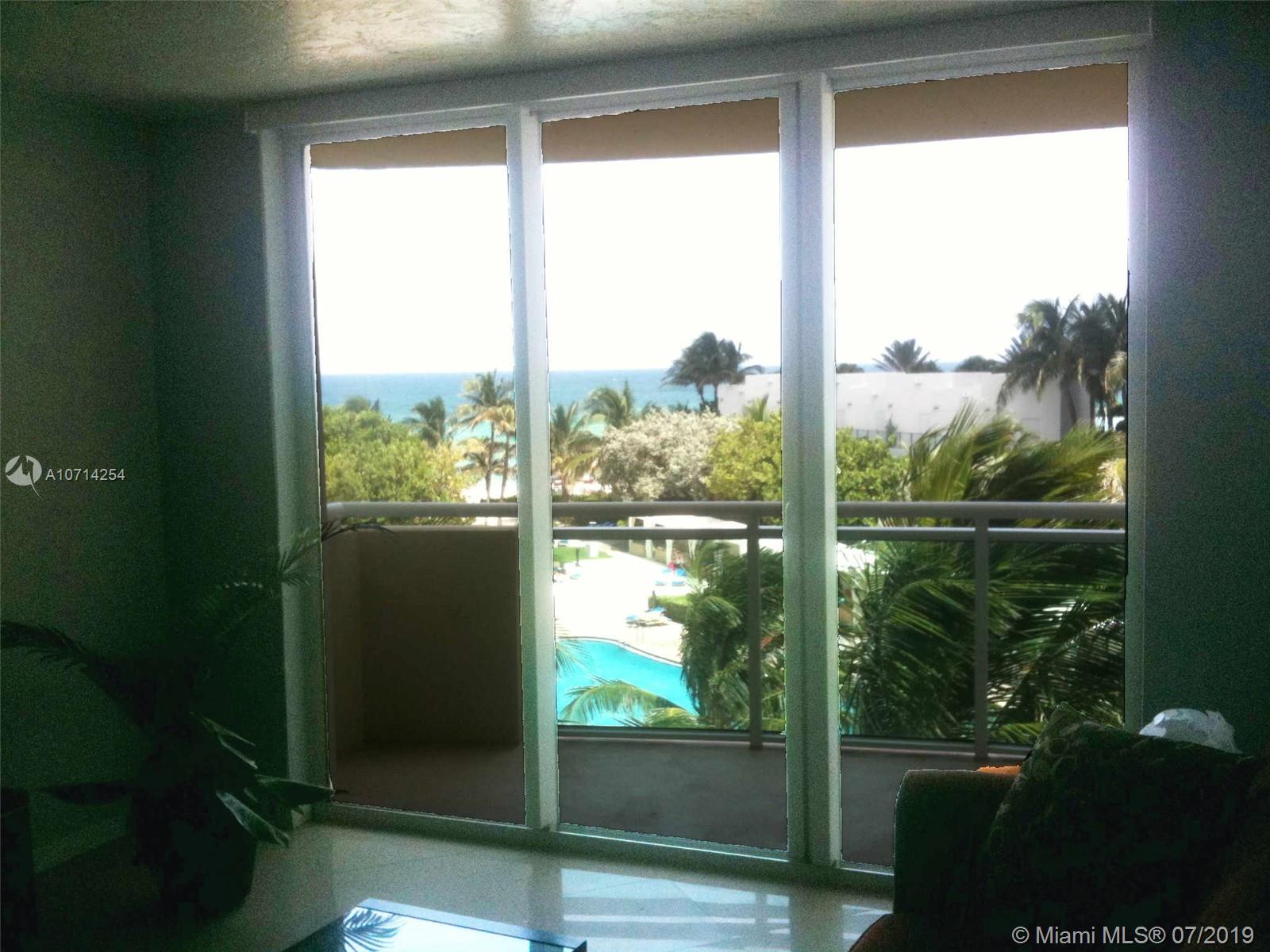 Photo of 3001 Ocean Dr #423, Hollywood, Florida, 33019 -