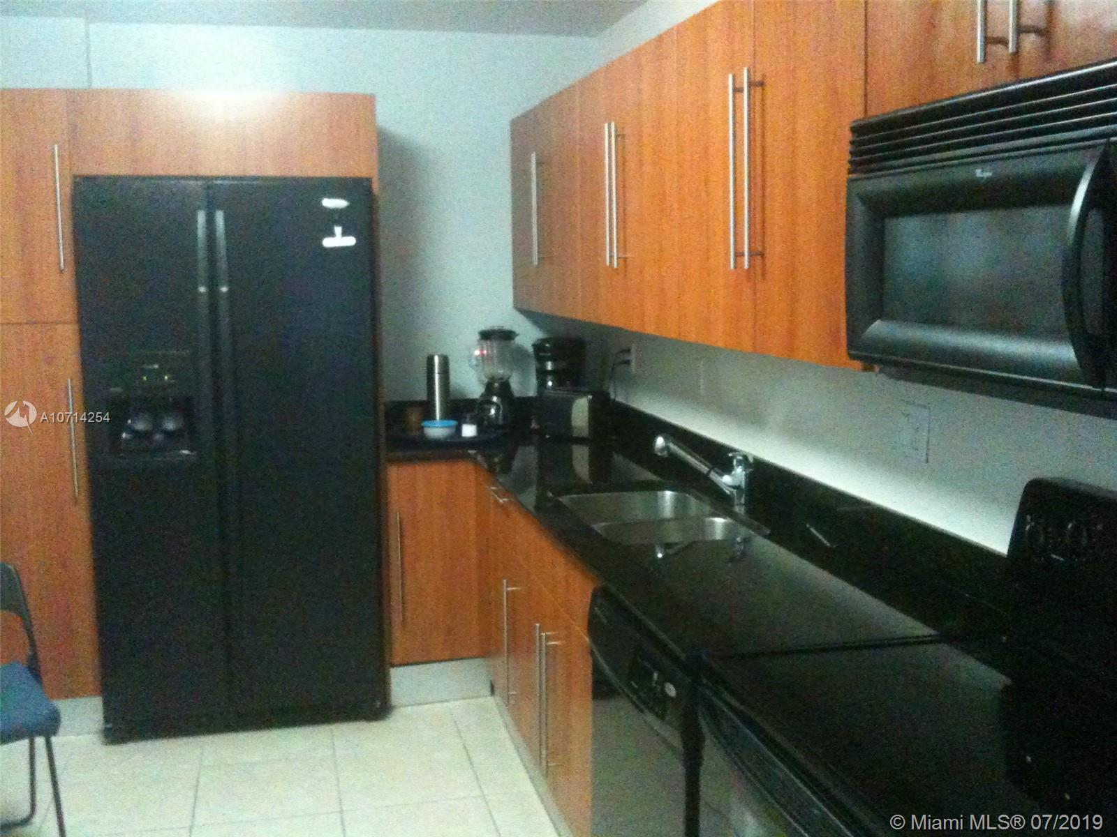 Photo of 3001 Ocean Dr #423, Hollywood, Florida, 33019 -