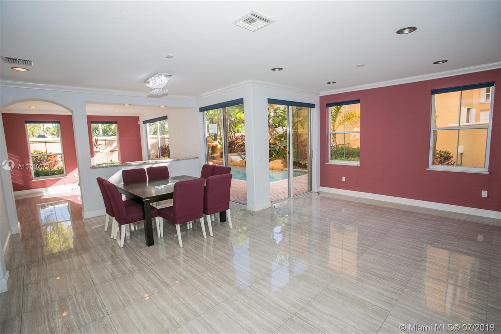 Photo of 1555 Breakwater Ter, Hollywood, Florida, 33019 -