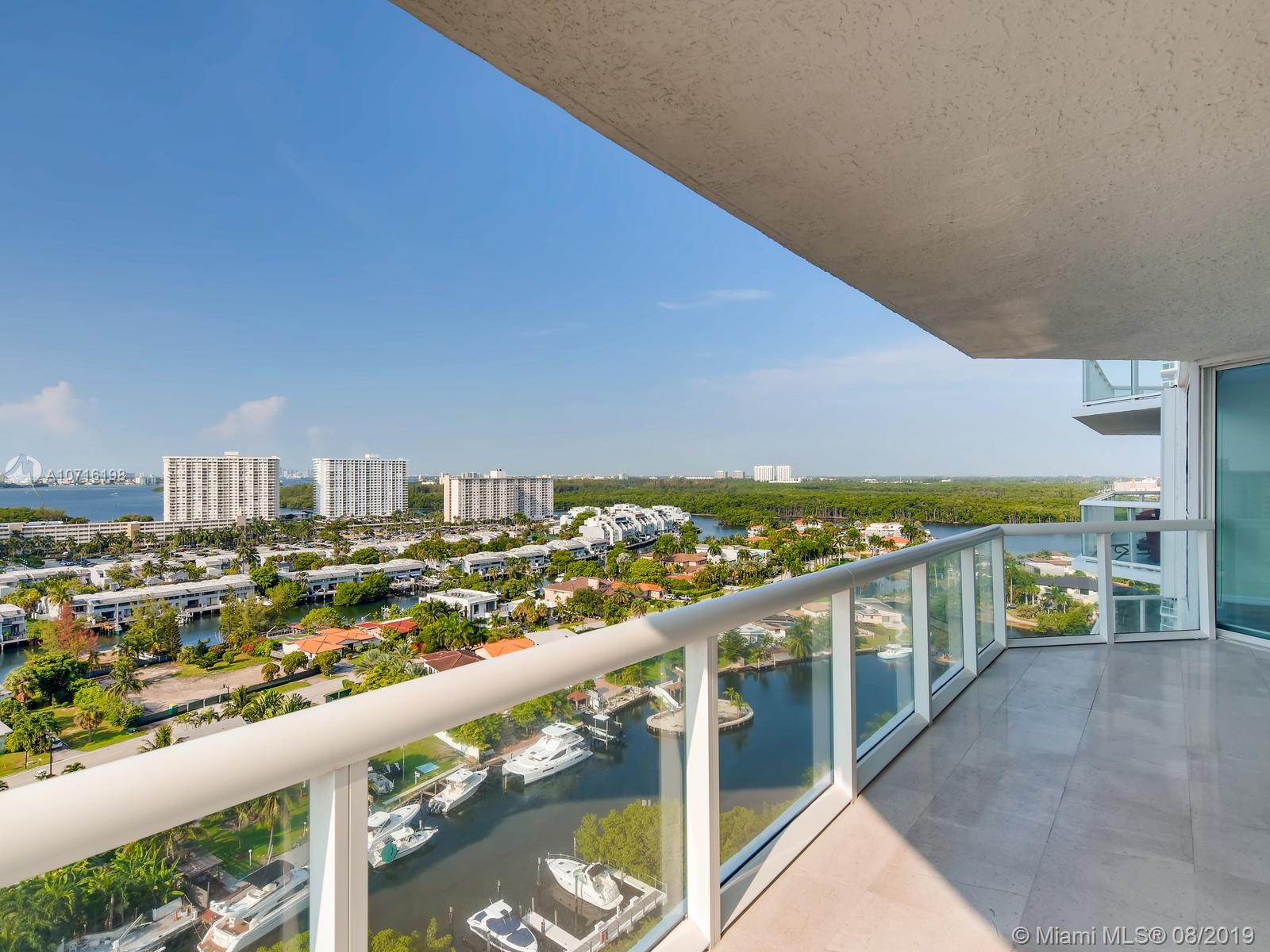 Large wrap around balcony with spectacular southern exposure views!