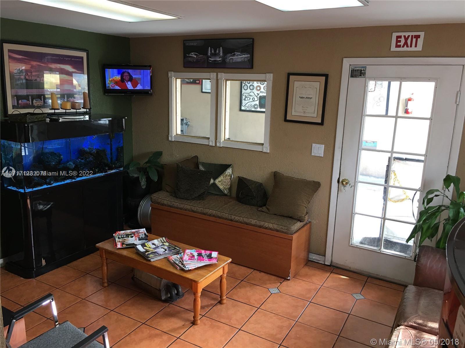 See details / 2162 sq. ft. $ 2021-08-16 0 Photo