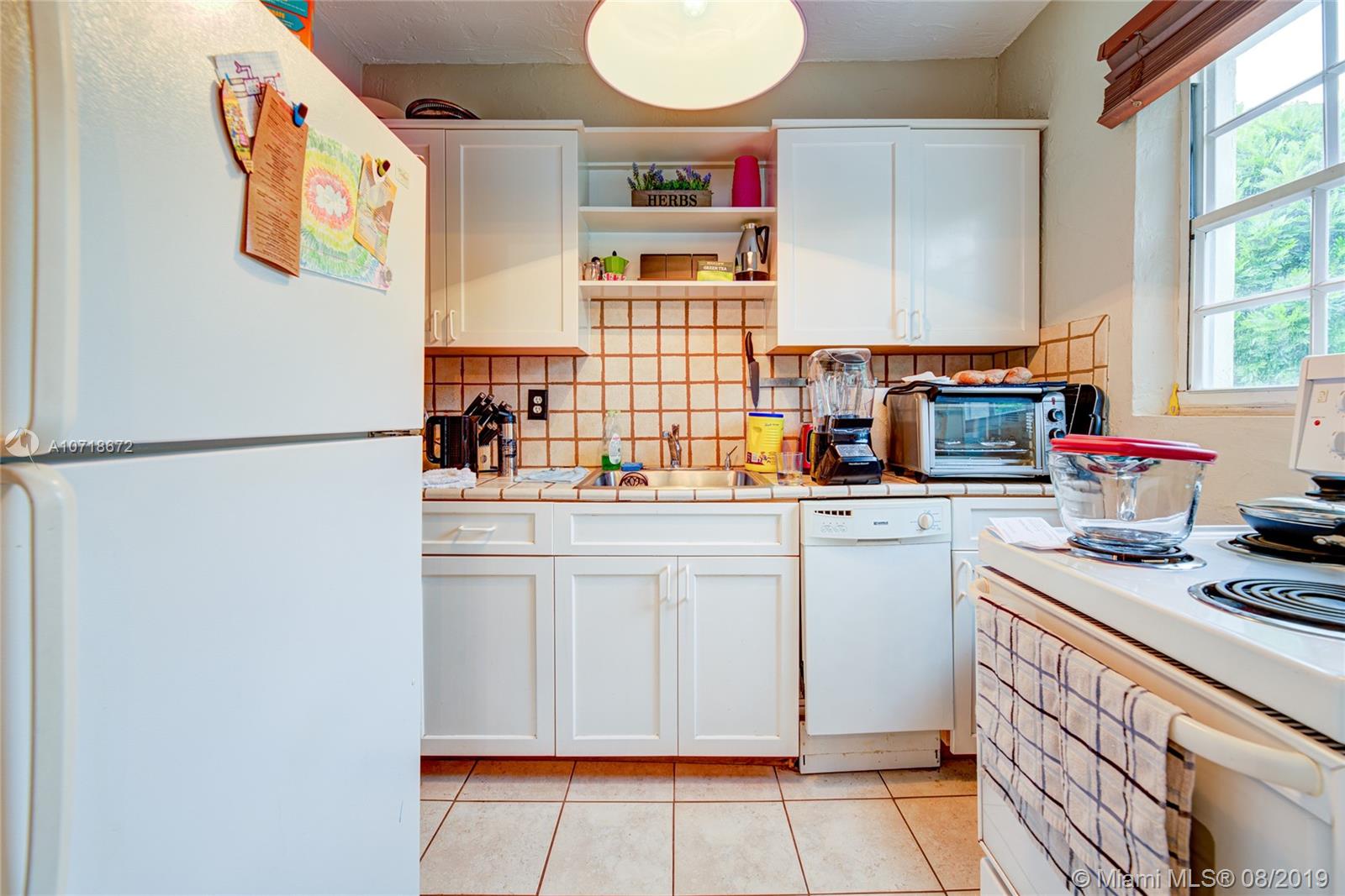 See details / 1901 sq. ft. $ 2019-08-05 0 Photo