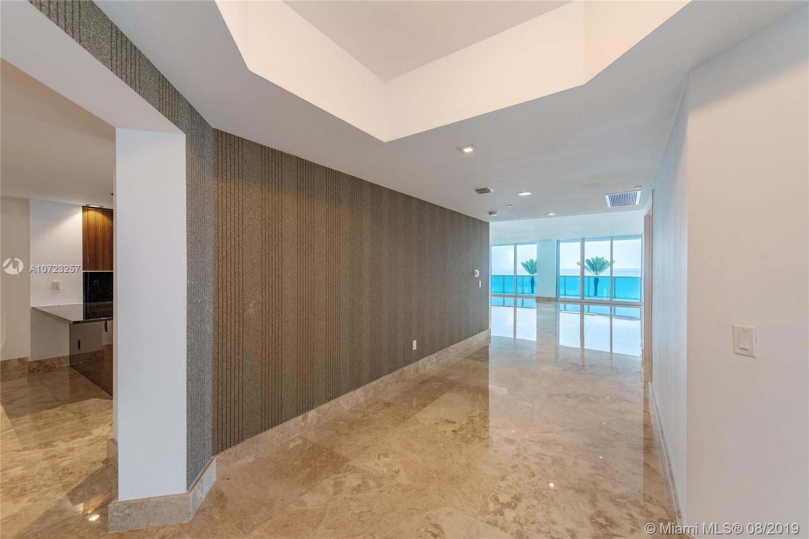Photo of 2711 Ocean Dr #504, Hollywood, Florida, 33019 -
