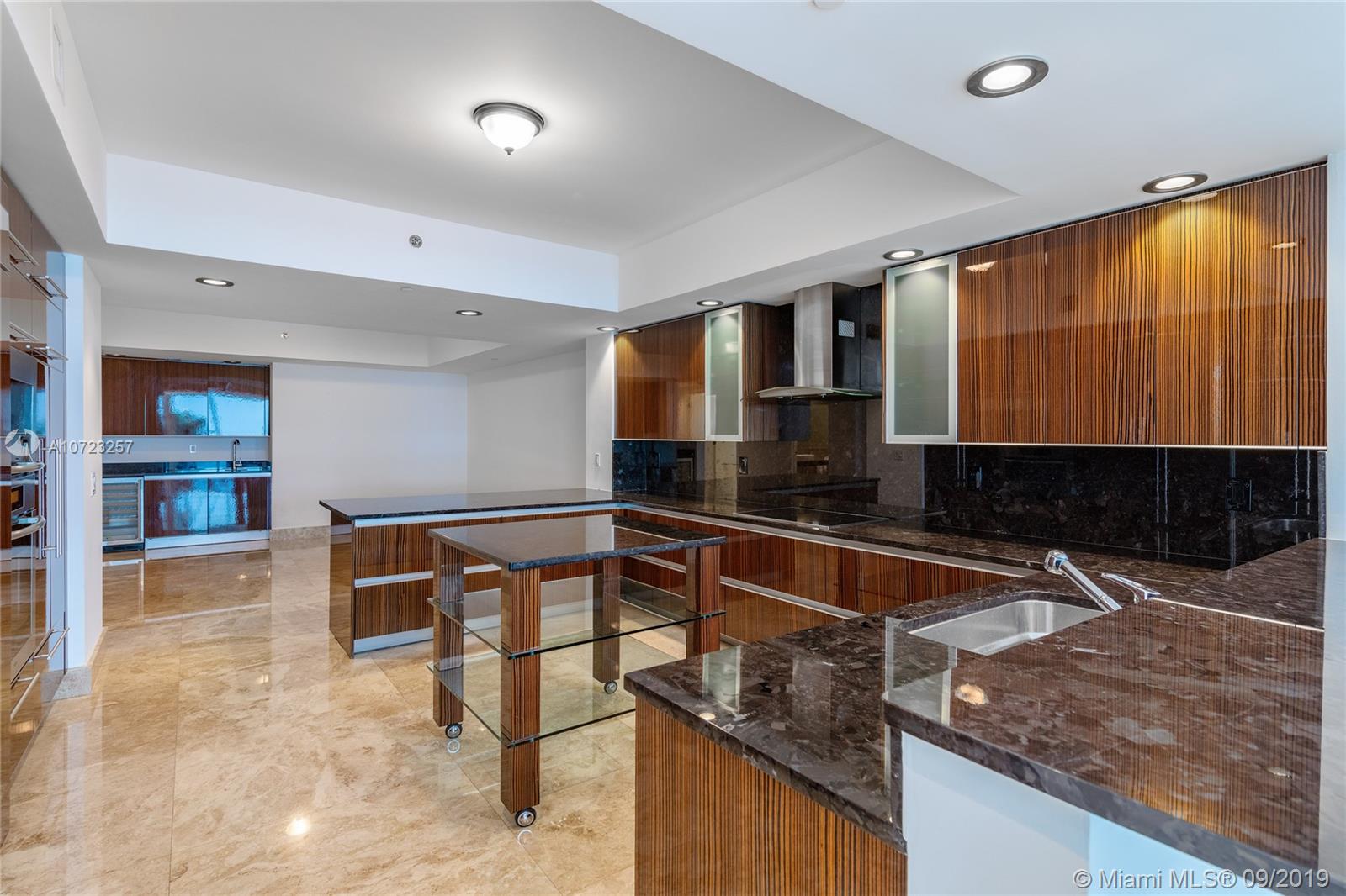 Photo of 2711 Ocean Dr #504, Hollywood, Florida, 33019 -