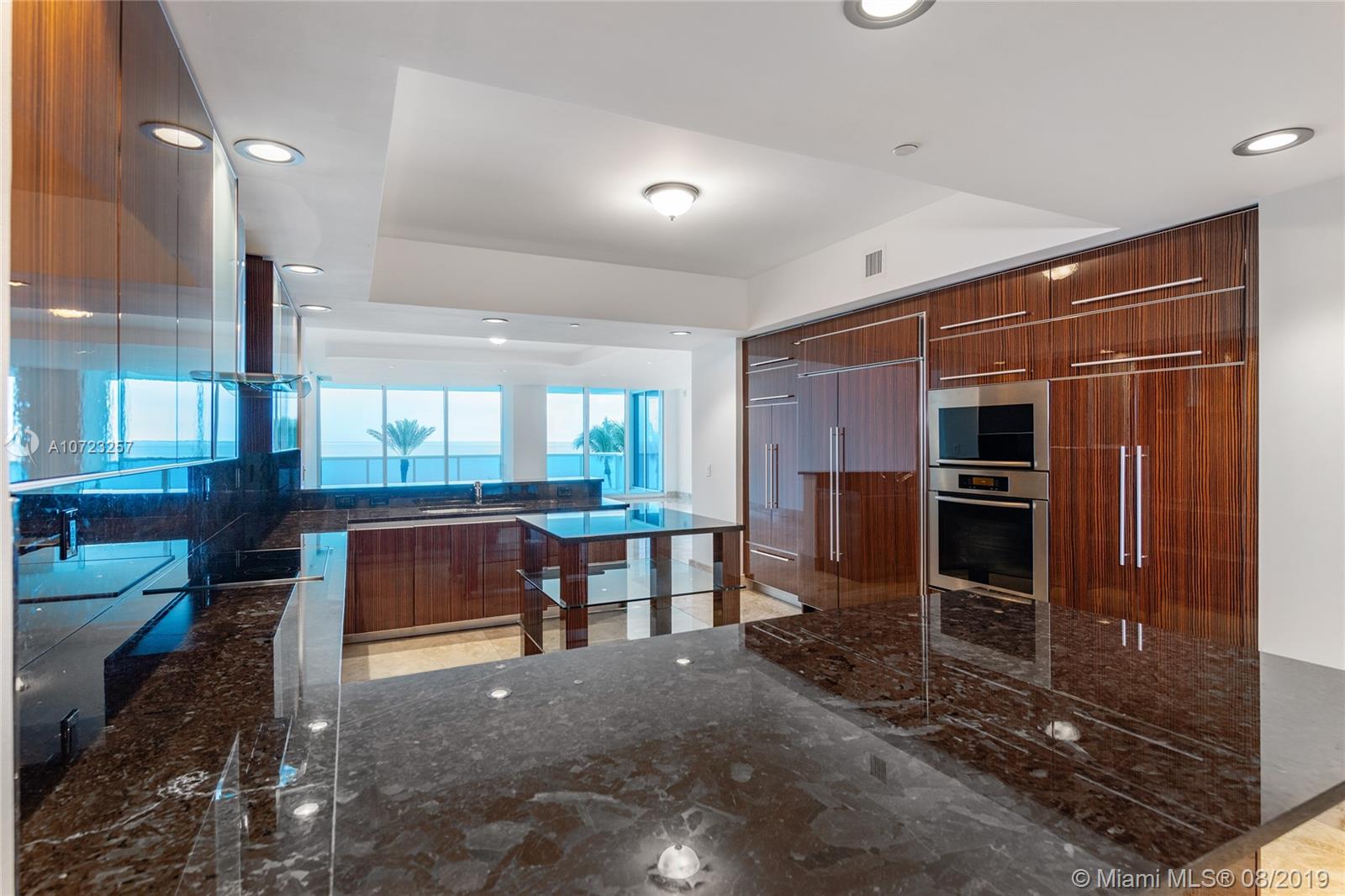 Photo of 2711 Ocean Dr #504, Hollywood, Florida, 33019 -