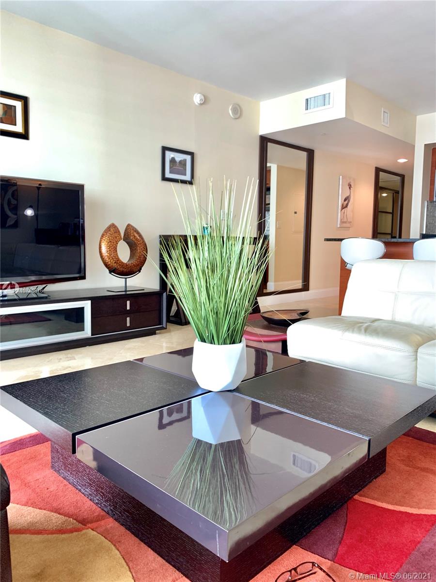 See details 3309 1 / 1 844 sq. ft. $ 2021-03-03 0 Photo