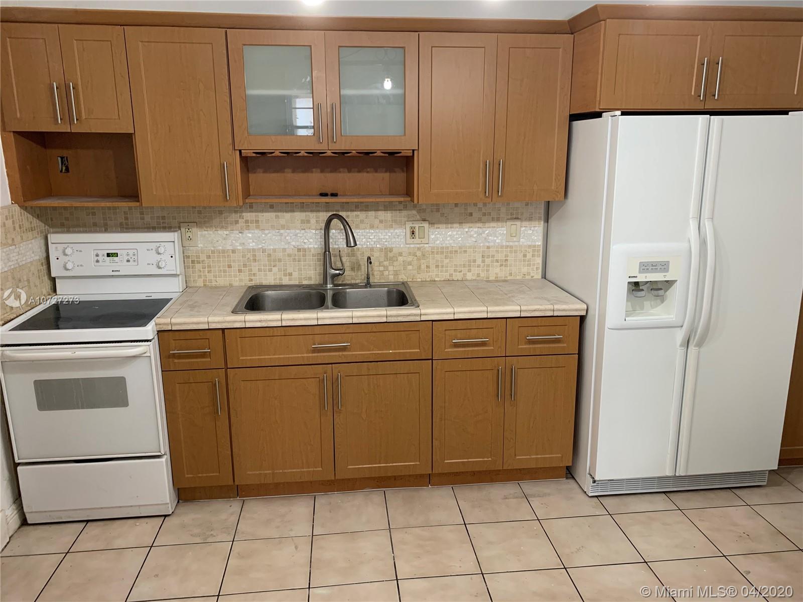 See details / 2901 sq. ft. $ 2019-08-21 0 Photo