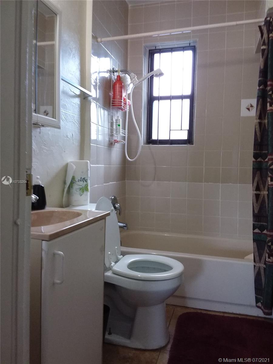See details / 1736 sq. ft. $ 2019-09-03 0 Photo