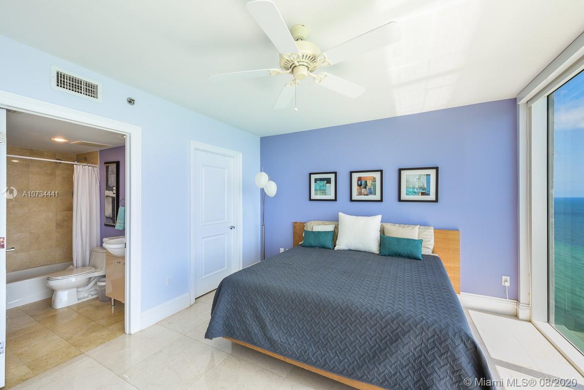 See details 3402 3 / 3 2065 sq. ft. $ 2020-08-04 0 Photo