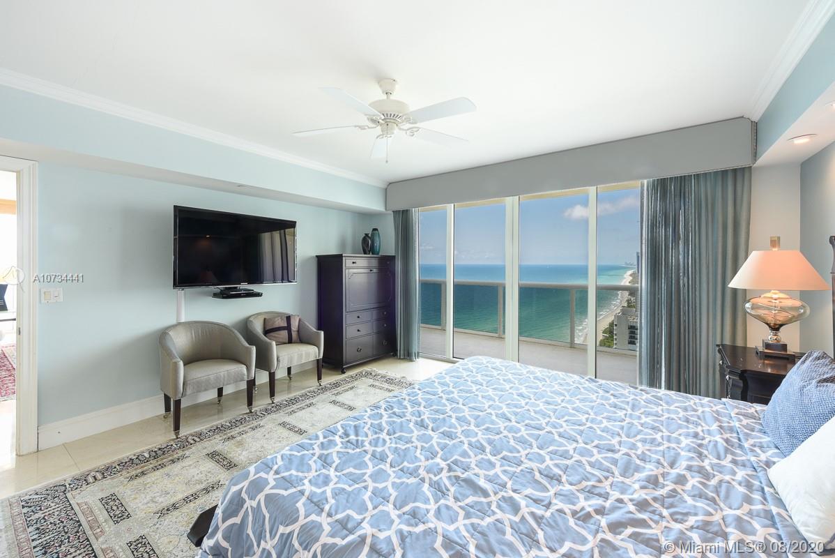 See details 3402 3 / 3 2065 sq. ft. $ 2020-08-04 0 Photo