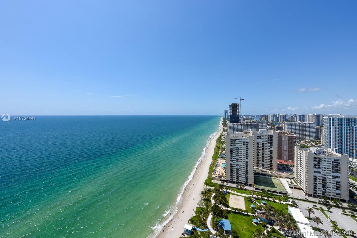 See details 3402 3 / 3 2065 sq. ft. $ 2020-08-04 0 Photo
