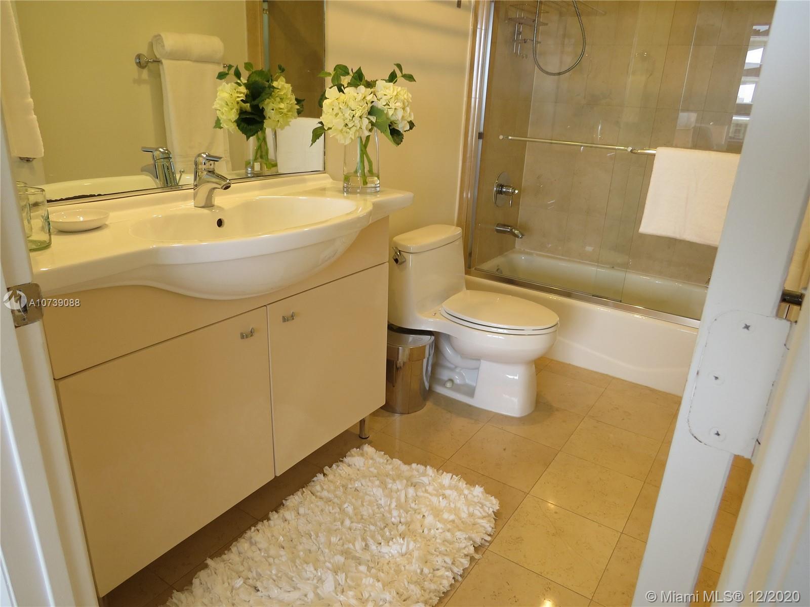 Ver detalles 2204 2 / 3 1675 sq. ft. $ 2021-02-19 0 foto