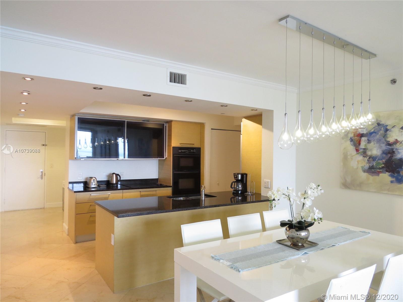 Ver detalles 2204 2 / 3 1675 sq. ft. $ 2021-02-19 0 foto