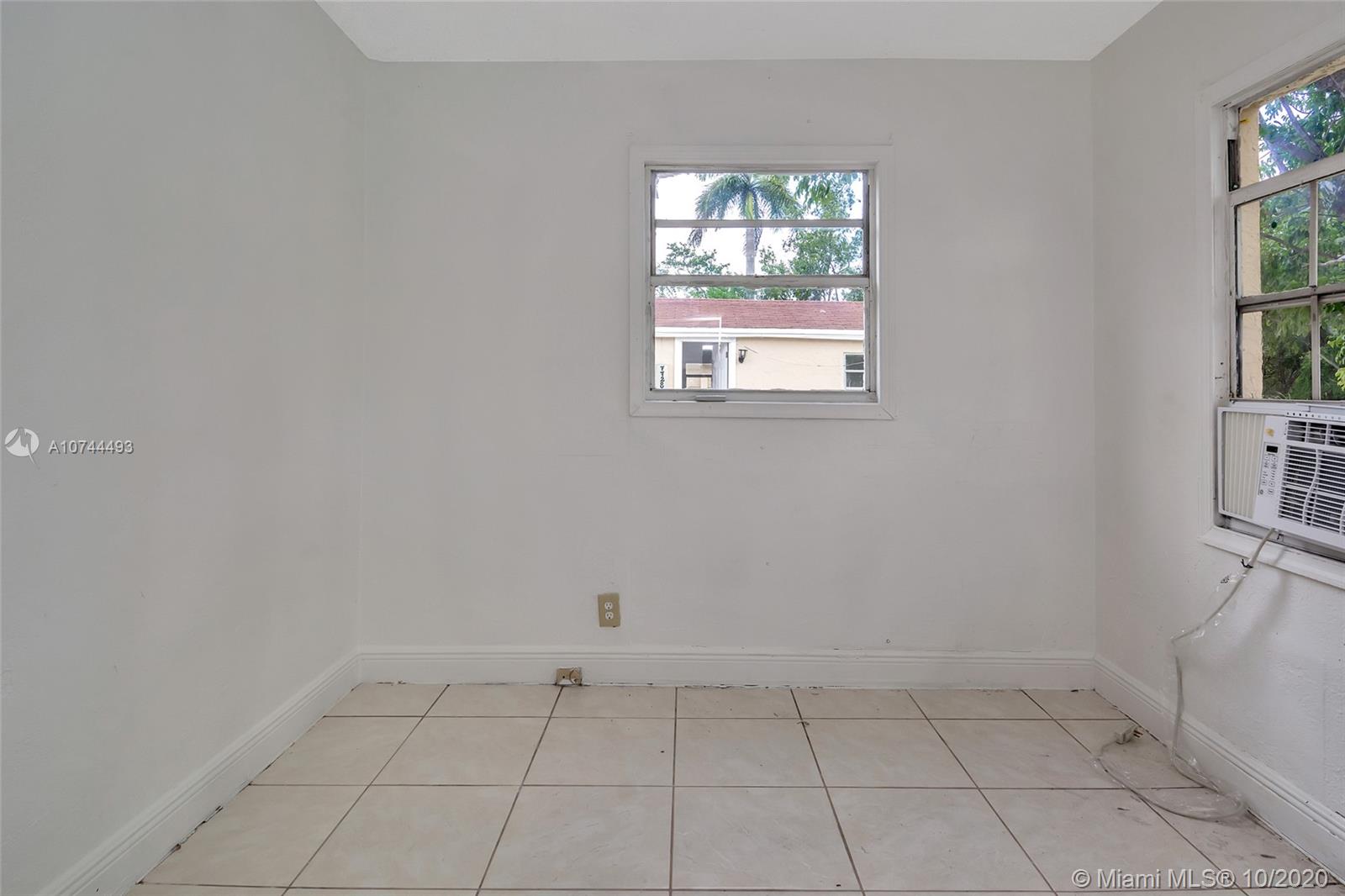 See details / 1156 sq. ft. $ 2021-01-21 0 Photo