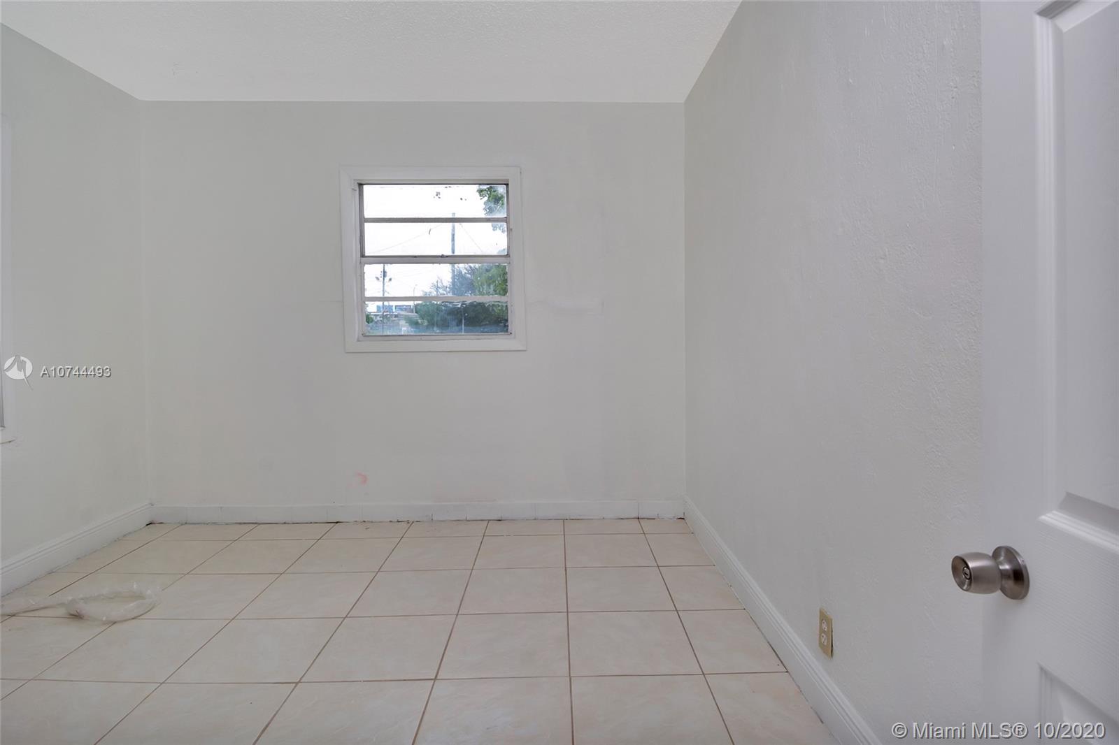 See details / 1156 sq. ft. $ 2021-01-21 0 Photo
