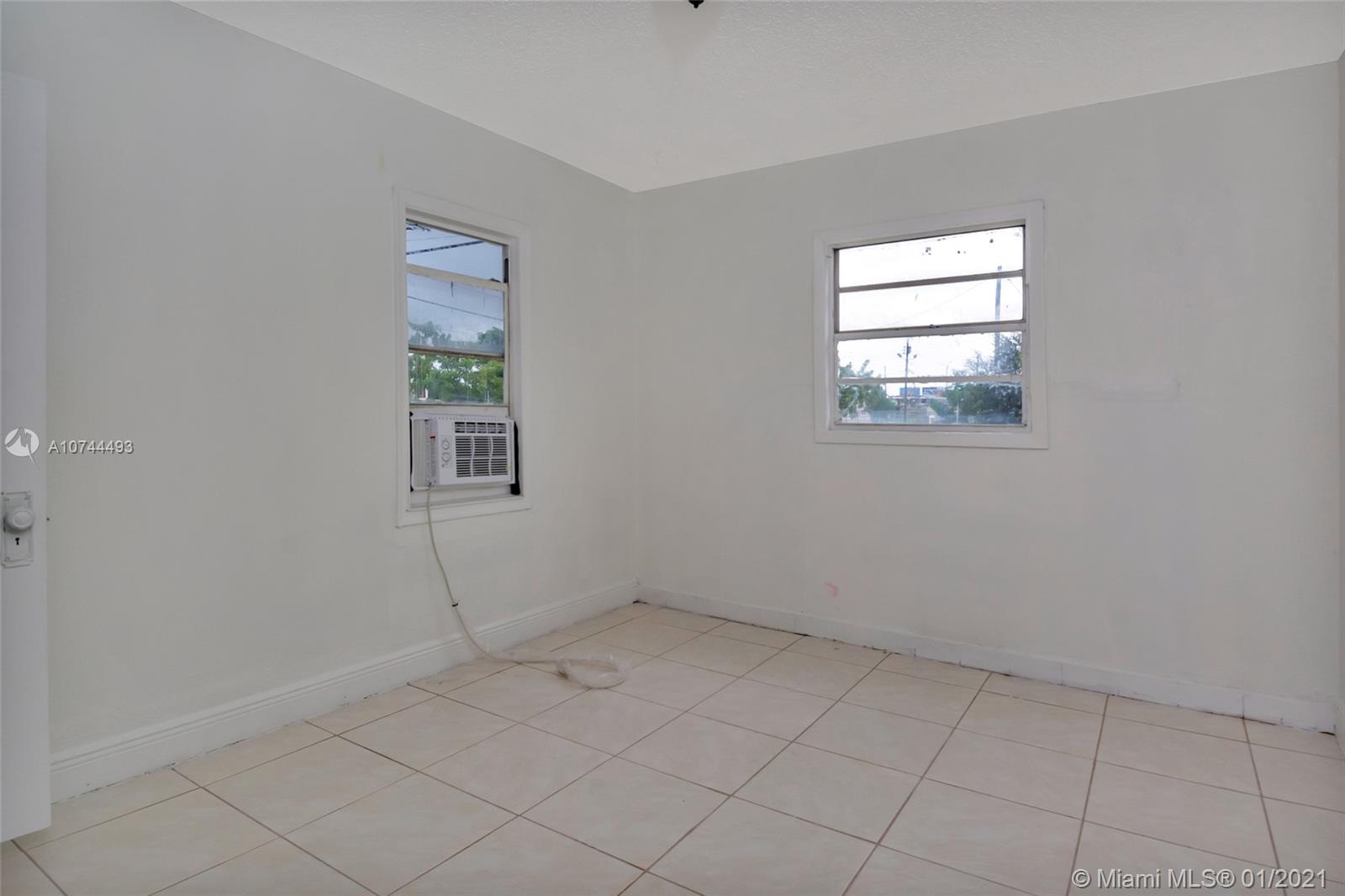See details / 1156 sq. ft. $ 2021-01-21 0 Photo