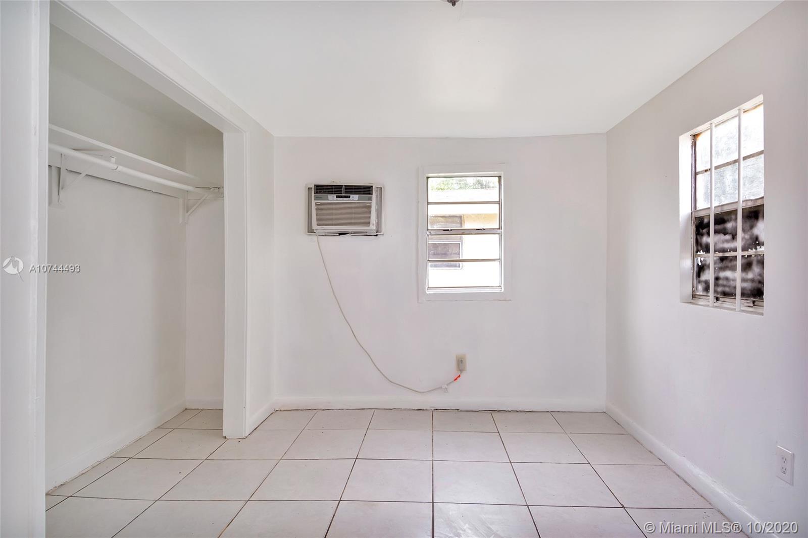 See details / 1156 sq. ft. $ 2021-01-21 0 Photo