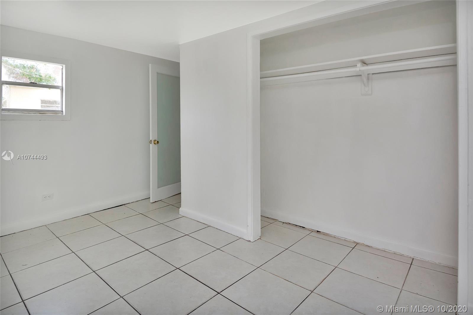 See details / 1156 sq. ft. $ 2021-01-21 0 Photo
