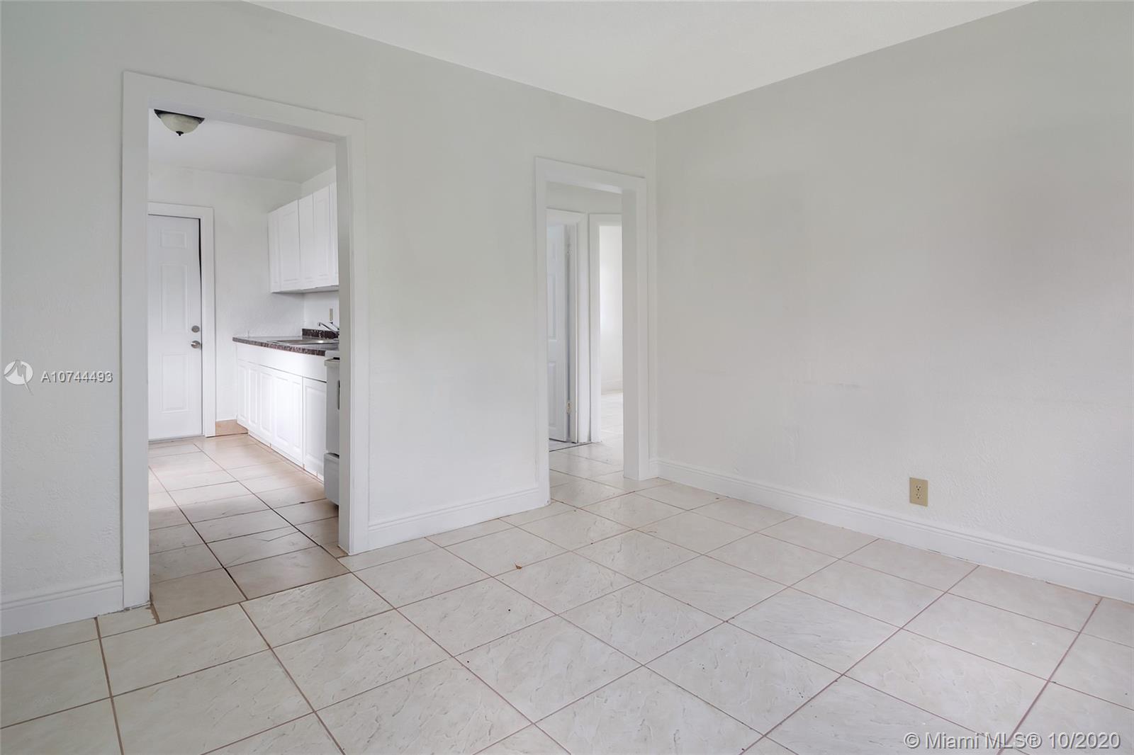 See details / 1156 sq. ft. $ 2021-01-21 0 Photo