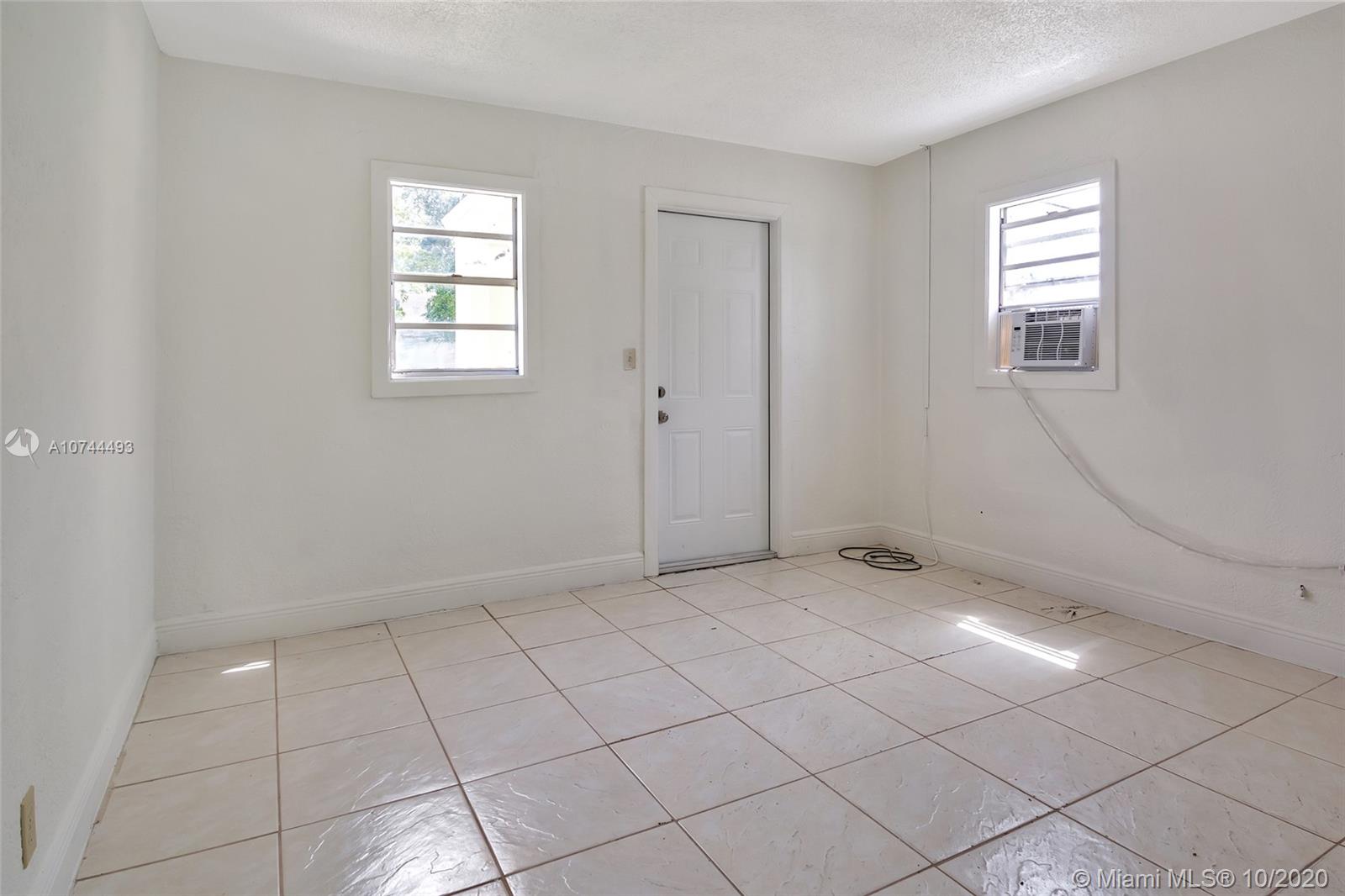 See details / 1156 sq. ft. $ 2021-01-21 0 Photo