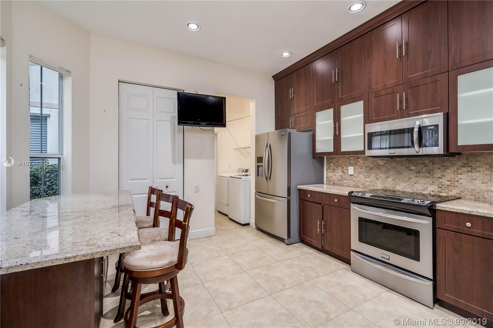 Photo of 942 Harbor View South, Hollywood, Florida, 33019 -