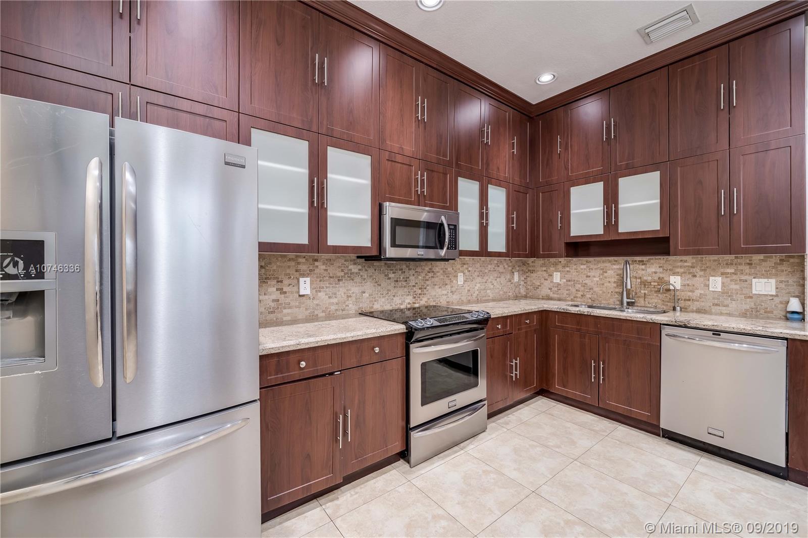 Photo of 942 Harbor View South, Hollywood, Florida, 33019 -