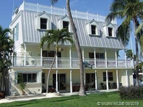 See details 1-4 / 3042 sq. ft. $ 2020-12-14 0 Photo